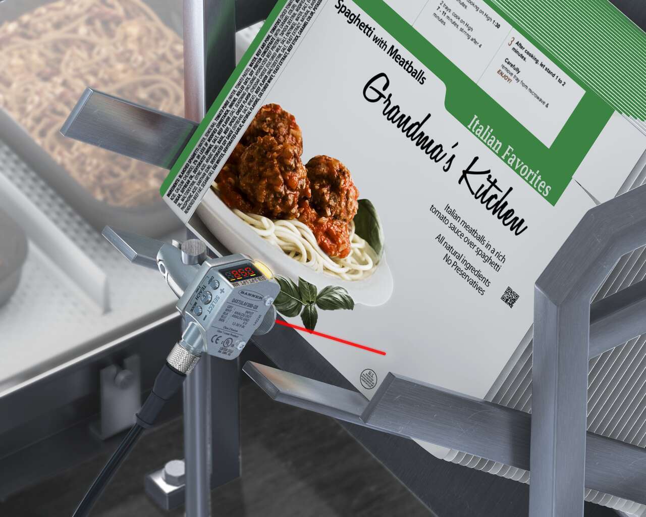 Q4XTULAF300-Q8-Analog-Blank-Refill-Sensor-Angle-Cases Q4X sensor measures carton stack height